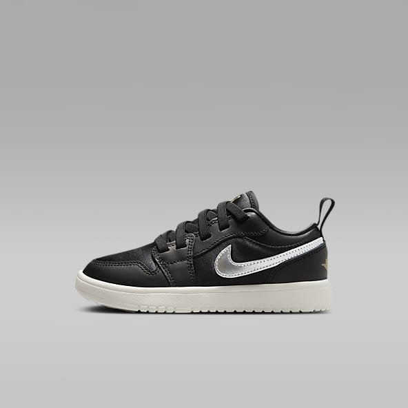 Nike black strap shoes deals